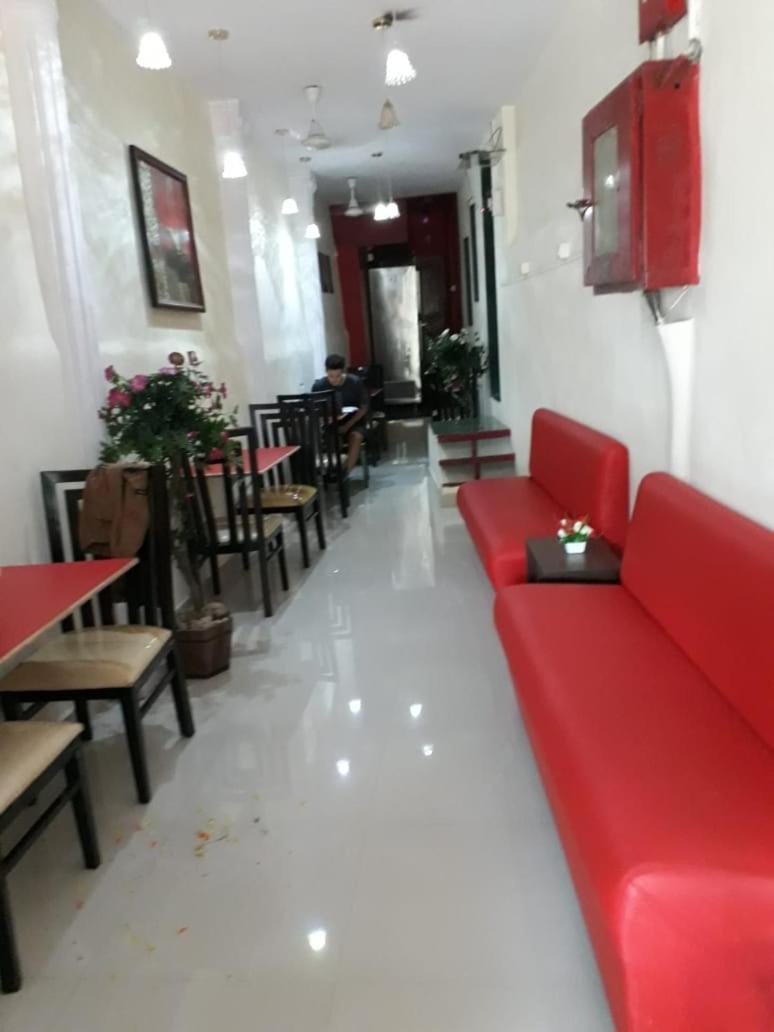 Town Hostel Mumbai - Ac Dormitory Extérieur photo