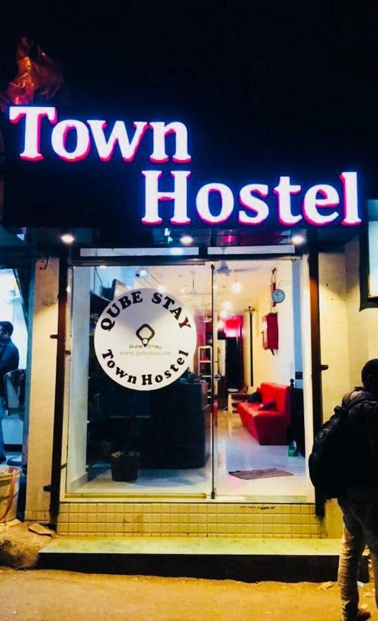 Town Hostel Mumbai - Ac Dormitory Extérieur photo