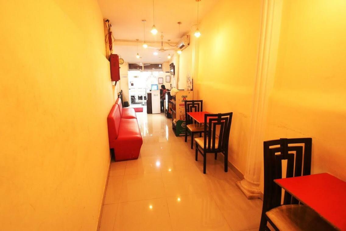 Town Hostel Mumbai - Ac Dormitory Extérieur photo